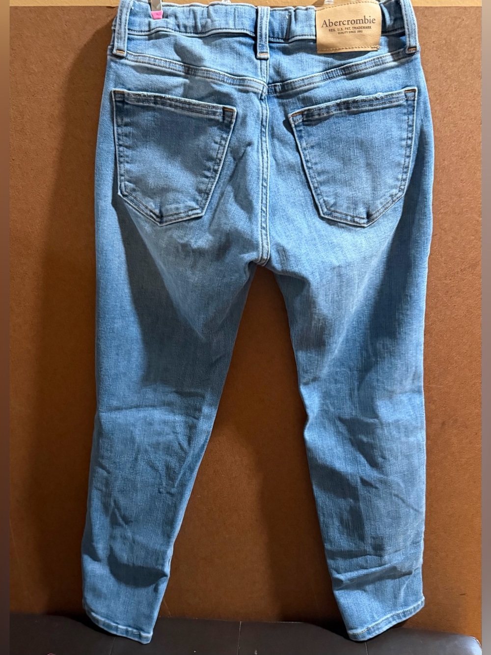 Abercrombie kids Light wash Blue denim taper
11/12R distressed packet style - Picture 4 of 7